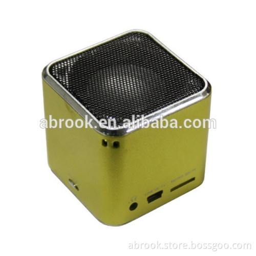 Portable mini bass cube speaker